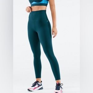 Fabletics Define PowerHold Ultra HW 7/8 Legging